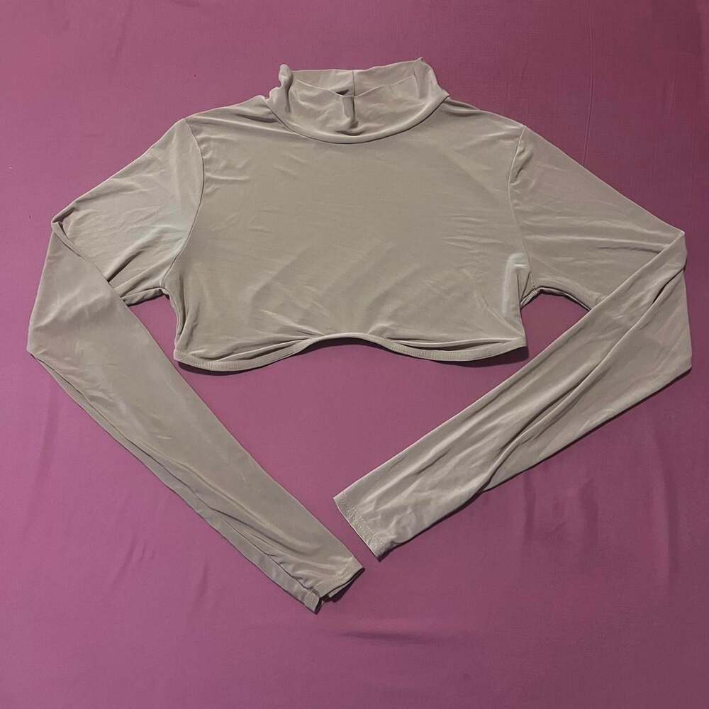 PrettyLittleThing Women's Crop-top